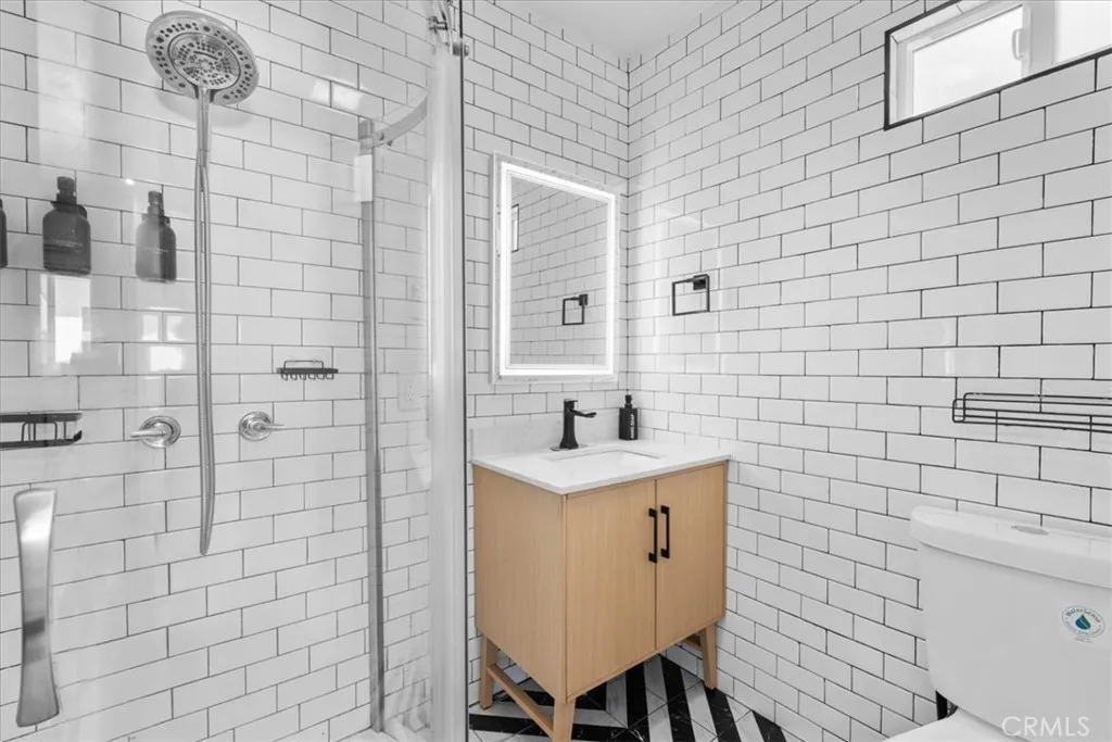 1736 1736 W 144th, Gardena, California 90247 home-pic-23